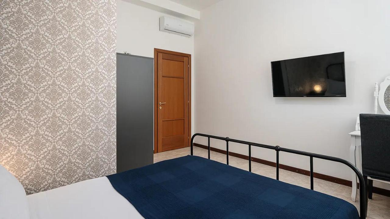 Blue City Paradise - Renovated Apt In Center Milan Appartement Buitenkant foto