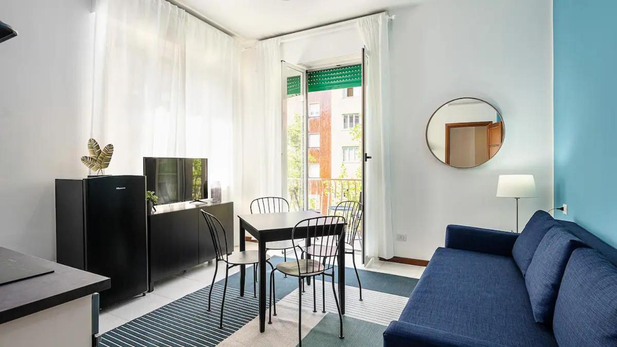 Blue City Paradise - Renovated Apt In Center Milan Appartement Buitenkant foto