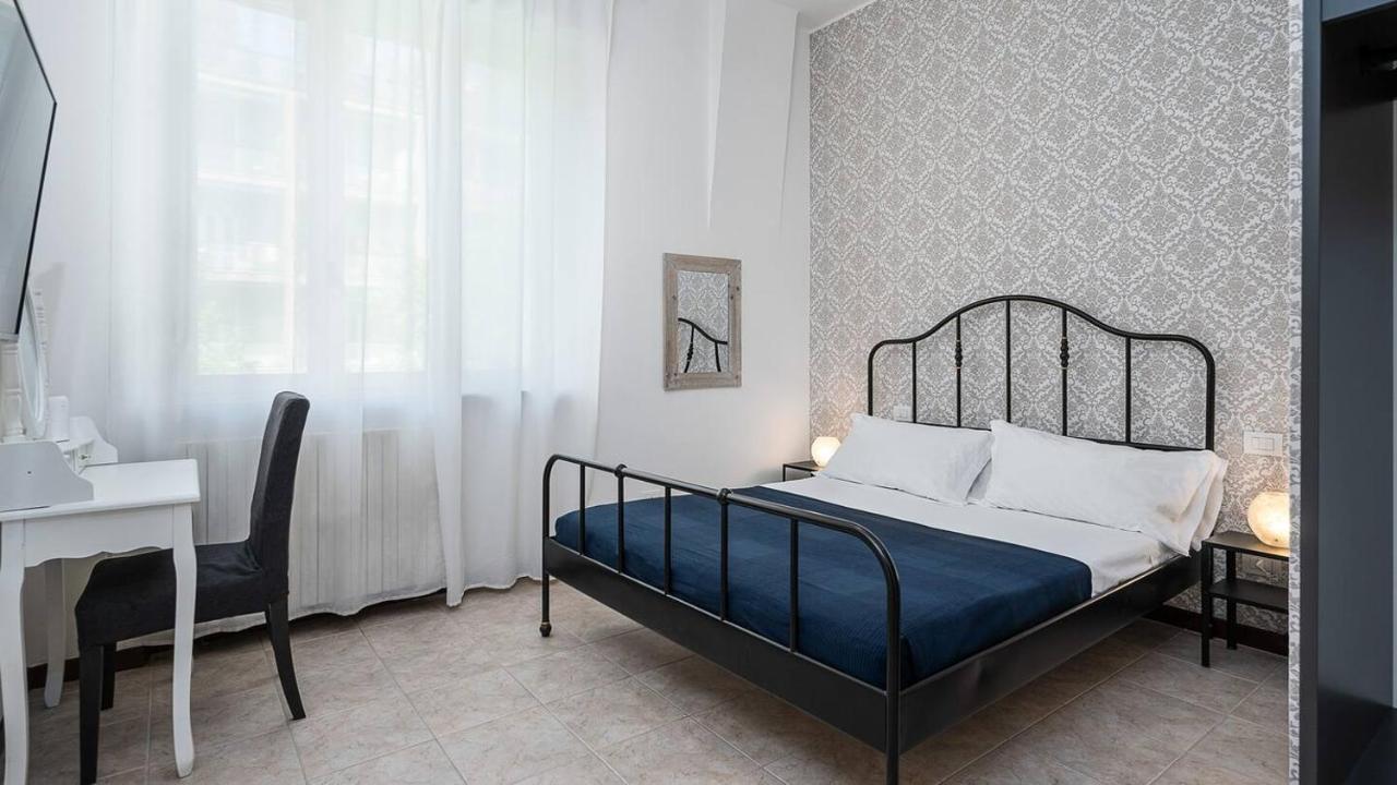 Blue City Paradise - Renovated Apt In Center Milan Appartement Buitenkant foto